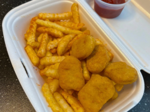 62-barnenuggets-med-pommes-frites